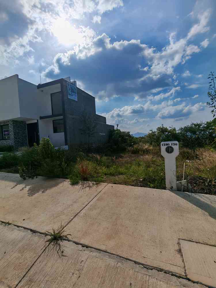 terreno en venta bosques de ciruelos  morelia michoacan de ocampo pQQmFfE